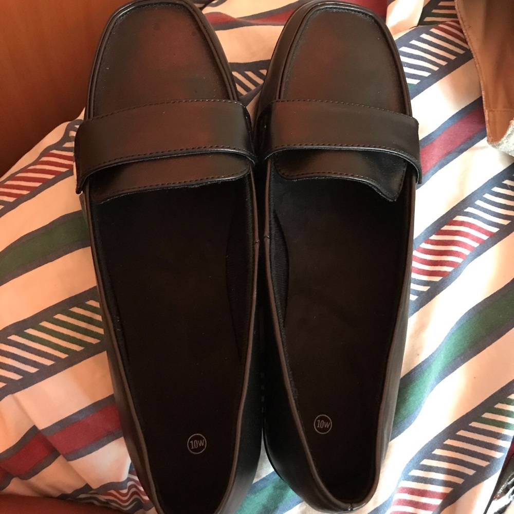 Black shoes - Picture 4 of 4